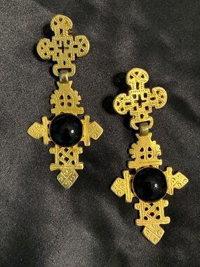 Vintage Gold-Tone Cross Drop Earrings with Black Cabochons